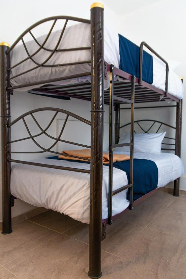 Hostal Talavera بويبلا المظهر الخارجي الصورة